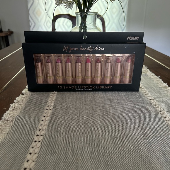 Giordano Colors 10 Shade Lipsticks Library  Long Lasting Paraben Free 0.60oz New - Picture 1 of 4